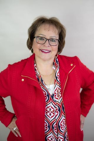 Cindy Waddle